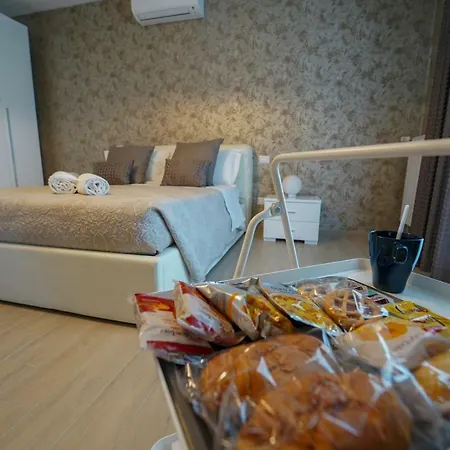 Wojtyla Airport Bed & Breakfast