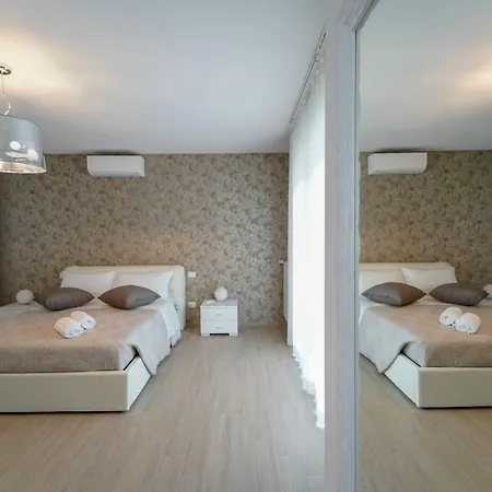 Bed and breakfast Wojtyla Airport