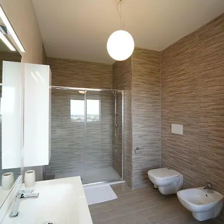 Bed and breakfast Wojtyla Airport Bari